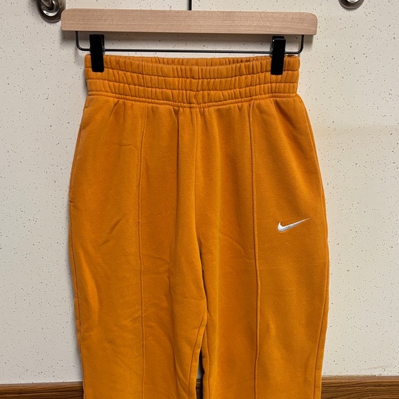 Nike Pants - Nike -  women’s Orange Joggers - size xxs